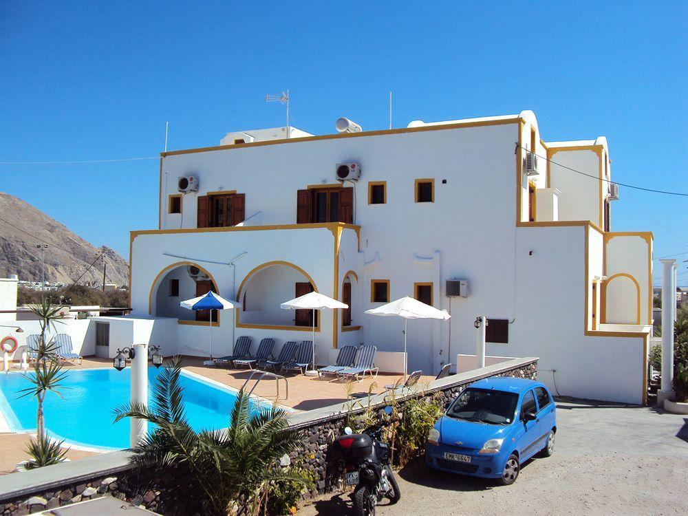 Privee Santorini Hotel เปริสซา ภายนอก รูปภาพ