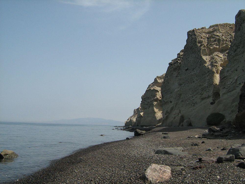 Privee Santorini Hotel เปริสซา ภายนอก รูปภาพ