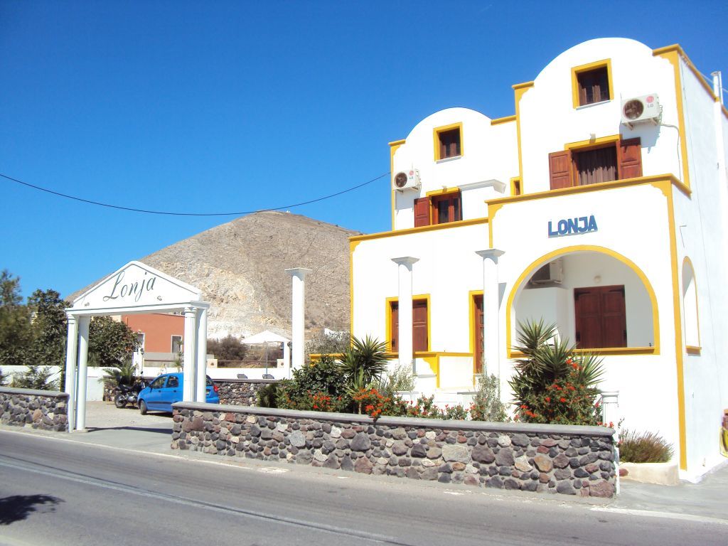 Privee Santorini Hotel เปริสซา ภายนอก รูปภาพ
