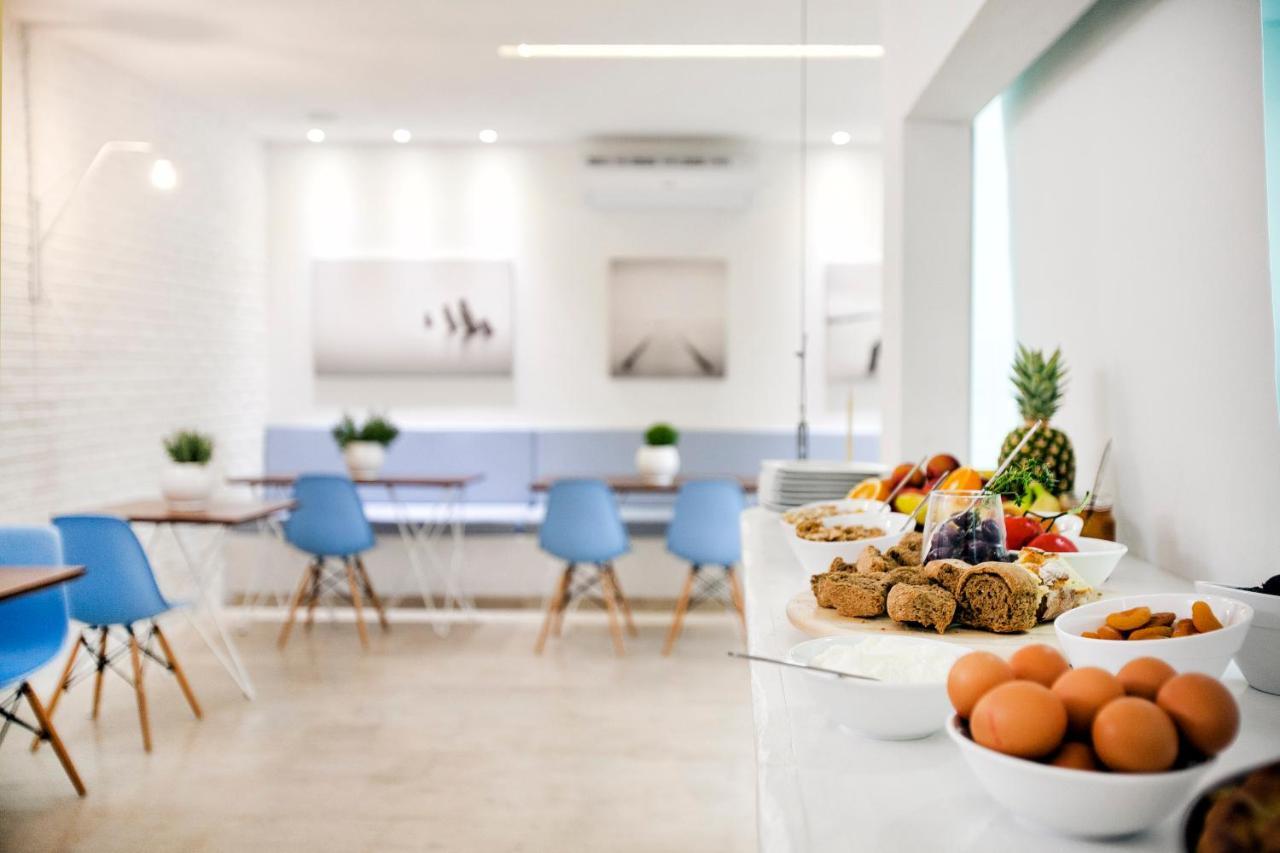 Privee Santorini Hotel เปริสซา ภายนอก รูปภาพ