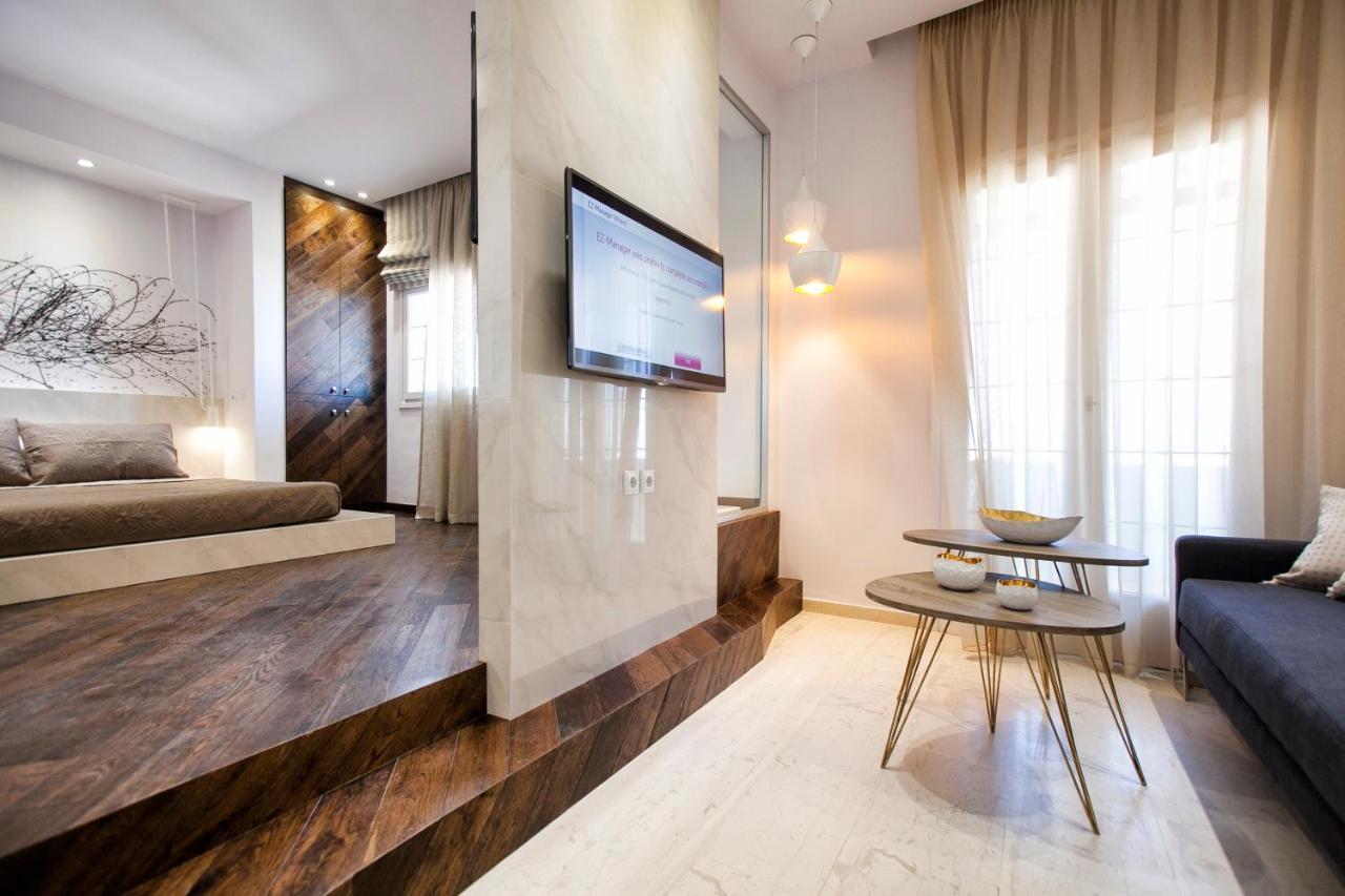 Privee Santorini Hotel เปริสซา ภายนอก รูปภาพ